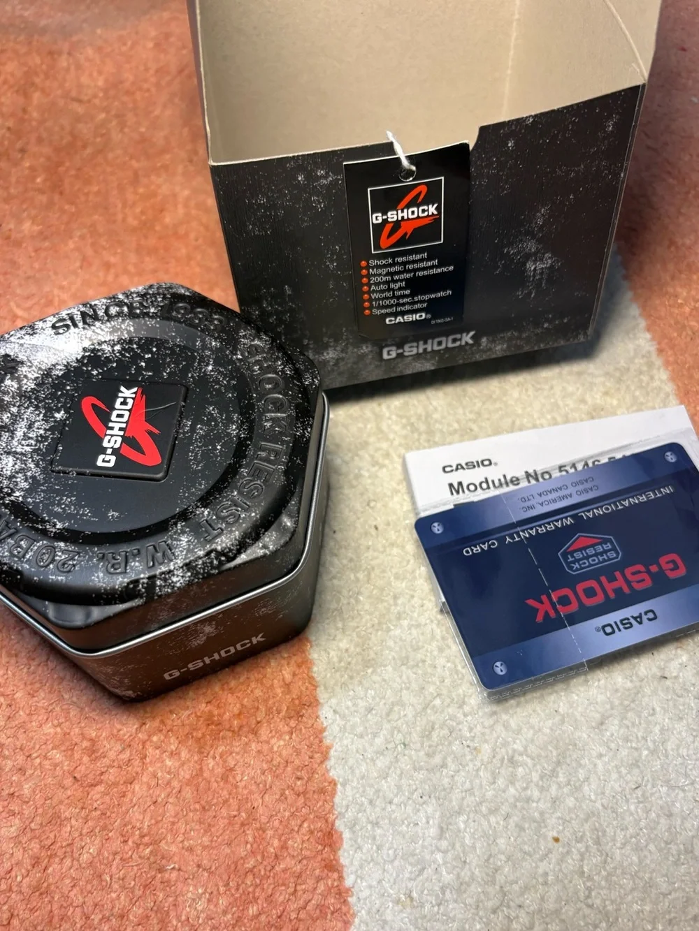 G-Shock Men's Red Sport Watch with Solid Resin Band